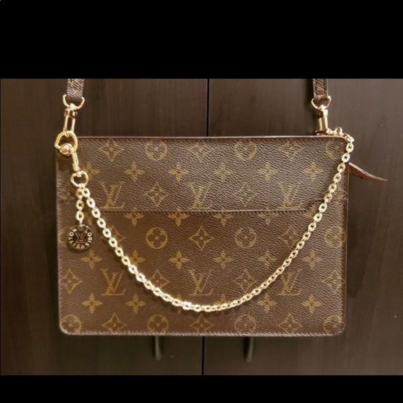 Louis Vuitton purse - Picture 2 of 5